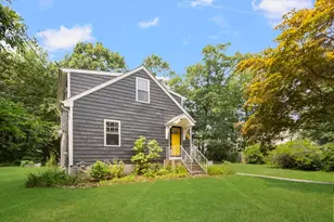 993 Pine St, Seekonk, MA 02771 - Photo 2