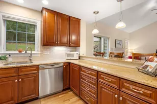 3 McGill Ct, Hopkinton, MA 01748 - Photo 6