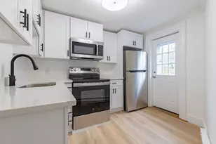 595 E 5th St, Boston, MA 02127 - Photo 16