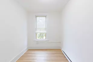 595 E 5th St, Boston, MA 02127 - Photo 18