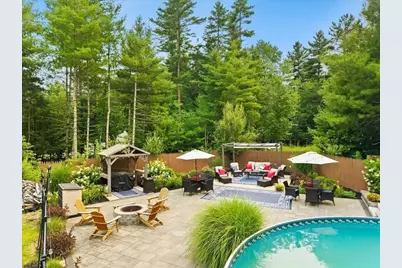 8 Paddock Cir, Middleborough, MA 02346 - Photo 14