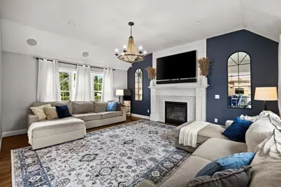 8 Paddock Cir, Middleborough, MA 02346 - Photo 26