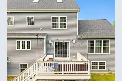 8 Paddock Cir, Middleborough, MA 02346 - Photo 10