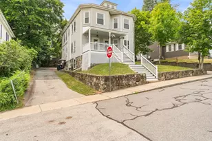 39 Orchard St, Marlborough, MA 01752 - Photo 2