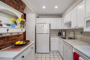 99 Fulton St, Boston, MA 02109 - Photo 10