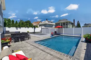 174 Bartlett Rd, Winthrop, MA 02152 - Photo 38
