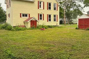 303 Chapman, Greenfield, MA 01301 - Photo 6