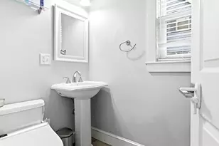 7 Harvard St, Melrose, MA 02176 - Photo 8