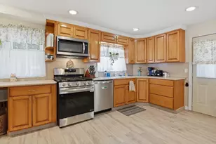 110 Waterhill St, Lynn, MA 01905 - Photo 10