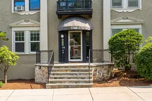 1742 Commonwealth Ave, Boston, MA 02135 - Photo 6