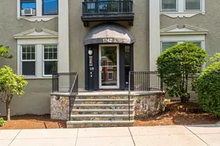 1742 Commonwealth Ave, Boston, MA 02135 - Photo 6