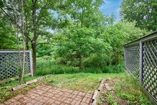 51 Amity Pl, Amherst, MA 01002 - Photo 28