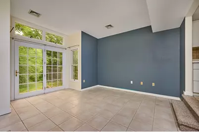 51 Amity Pl #51, Amherst, MA 01002 - Photo 12