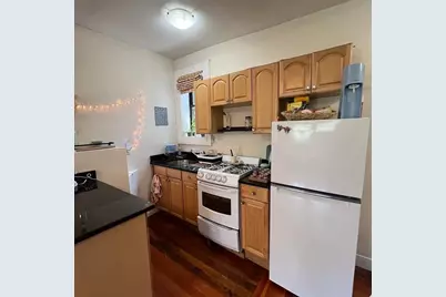 65 Burbank St #24, Boston, MA 02115 - Photo 2