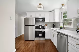 31 Kellogg Ave, Agawam, MA 01030 - Photo 6