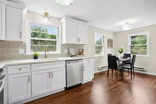 31 Kellogg Ave, Agawam, MA 01030 - Photo 4