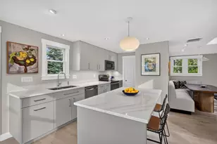 17 Carnes Ln, Provincetown, MA 02657 - Photo 6