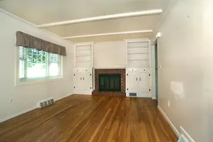 33 Johnson St, Newburyport, MA 01950 - Photo 6