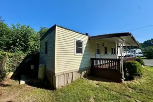 299 Miller St, Ludlow, MA 01056 - Photo 18