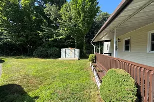 299 Miller St, Ludlow, MA 01056 - Photo 14