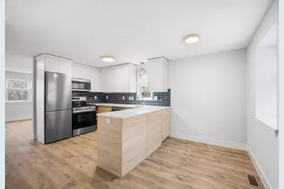 28 Margin St #A, Lynn, MA 01905 - Photo 4
