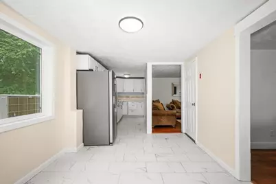 6 Oakwood Ave, Auburn, MA 01501 - Photo 6