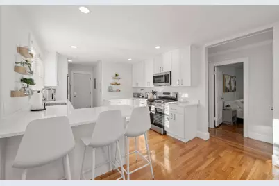 65-67 Saint James Circle, Newton, MA 02458 - Photo 8