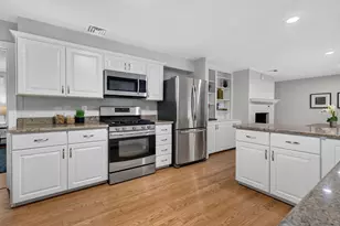 74 Lynnwood Ln, Worcester, MA 01609 - Photo 6