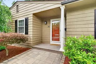 74 Lynnwood Ln, Worcester, MA 01609 - Photo 2