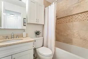 4 Charlesgate E, Boston, MA 02215 - Photo 12