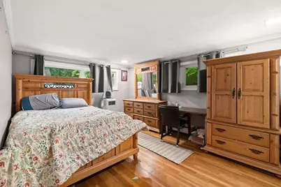 10 Rafferty Rd, Stoneham, MA 02180 - Photo 16