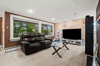 10 Rafferty Rd, Stoneham, MA 02180 - Photo 2