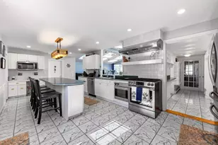 240 Plymouth St, Abington, MA 02351 - Photo 8