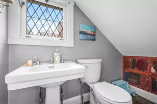 47 7th St, New Bedford, MA 02740 - Photo 18