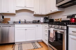 1008-4 Tremont St, Boston, MA 02120 - Photo 8