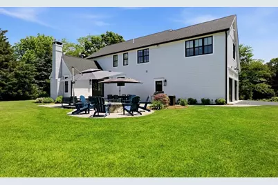 635 Santuit-Newtown Rd, Barnstable, MA 02648 - Photo 4
