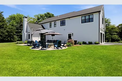 635 Santuit-Newtown Rd, Barnstable, MA 02648 - Photo 4