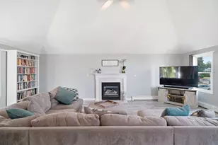 238 Mitchell G Dr, Tewksbury, MA 01876 - Photo 6