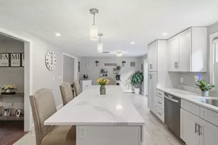238 Mitchell G Dr, Tewksbury, MA 01876 - Photo 12