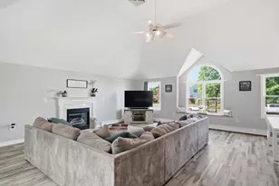 238 Mitchell G Dr, Tewksbury, MA 01876 - Photo 8