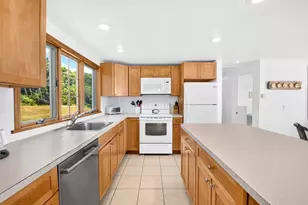 7 Gull Ln, Bourne, MA 02534 - Photo 10