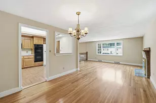100 Marilyn, Holliston, MA 01746 - Photo 12