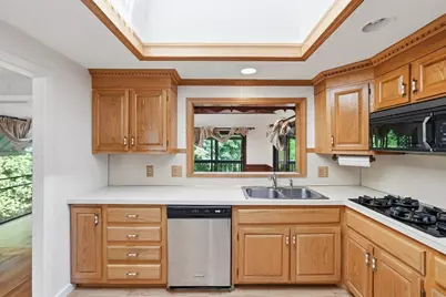 100 Marilyn, Holliston, MA 01746 - Photo 16