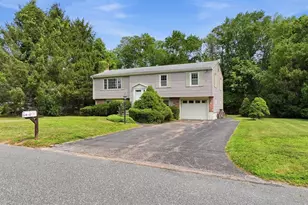 100 Marilyn, Holliston, MA 01746 - Photo 2