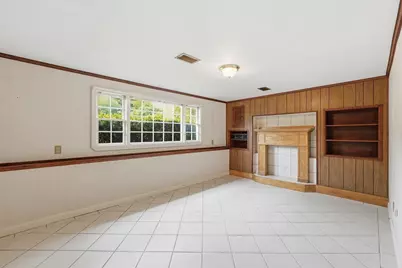 100 Marilyn, Holliston, MA 01746 - Photo 28