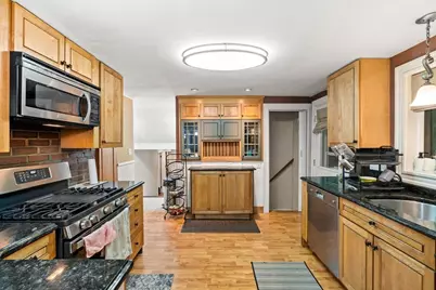 10 Rafferty Rd, Stoneham, MA 02180 - Photo 16