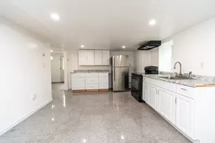 65 Tiffany Dr, Randolph, MA 02368 - Photo 26
