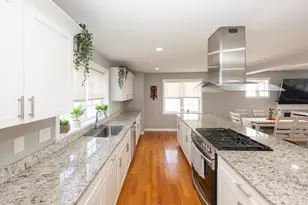 18 Craftsman Ct, Grafton, MA 01560 - Photo 4