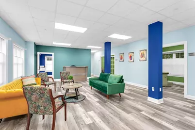 233 W Central St #1, Franklin, MA 02038 - Photo 4