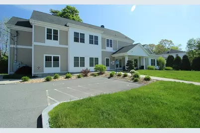 233 W Central St #1, Franklin, MA 02038 - Photo 2